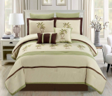 Transform Your Bedroom with the 8 Piece Tropical Palm Tree Comforter Set
